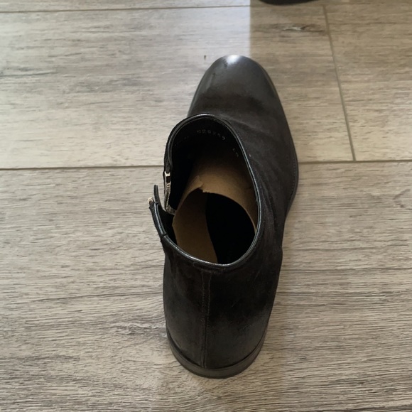 Alexandra McQueen Almond Toe ankle boots - Picture 3 of 11